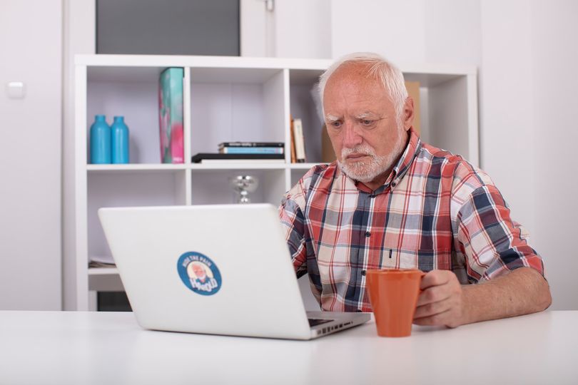 ¡Facebook otra vez a la lona! Los mejores Memes de la caída del gigante