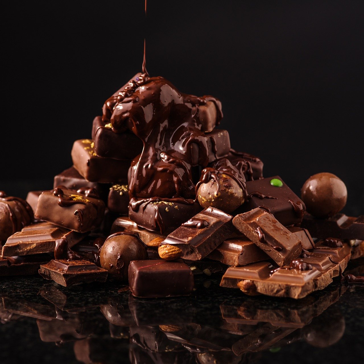 chocolate, sweet, cookies-8539347.jpg